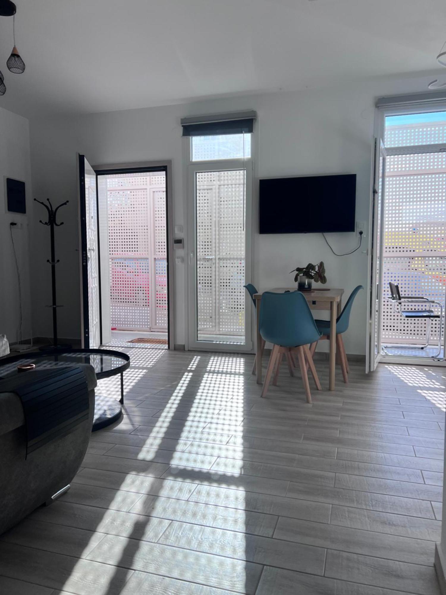 F Apartment Thessaloniki